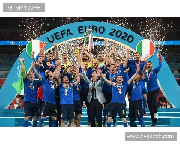 实况足球欧洲杯球星精选：顶级球员闪耀赛场，带你重温经典对决